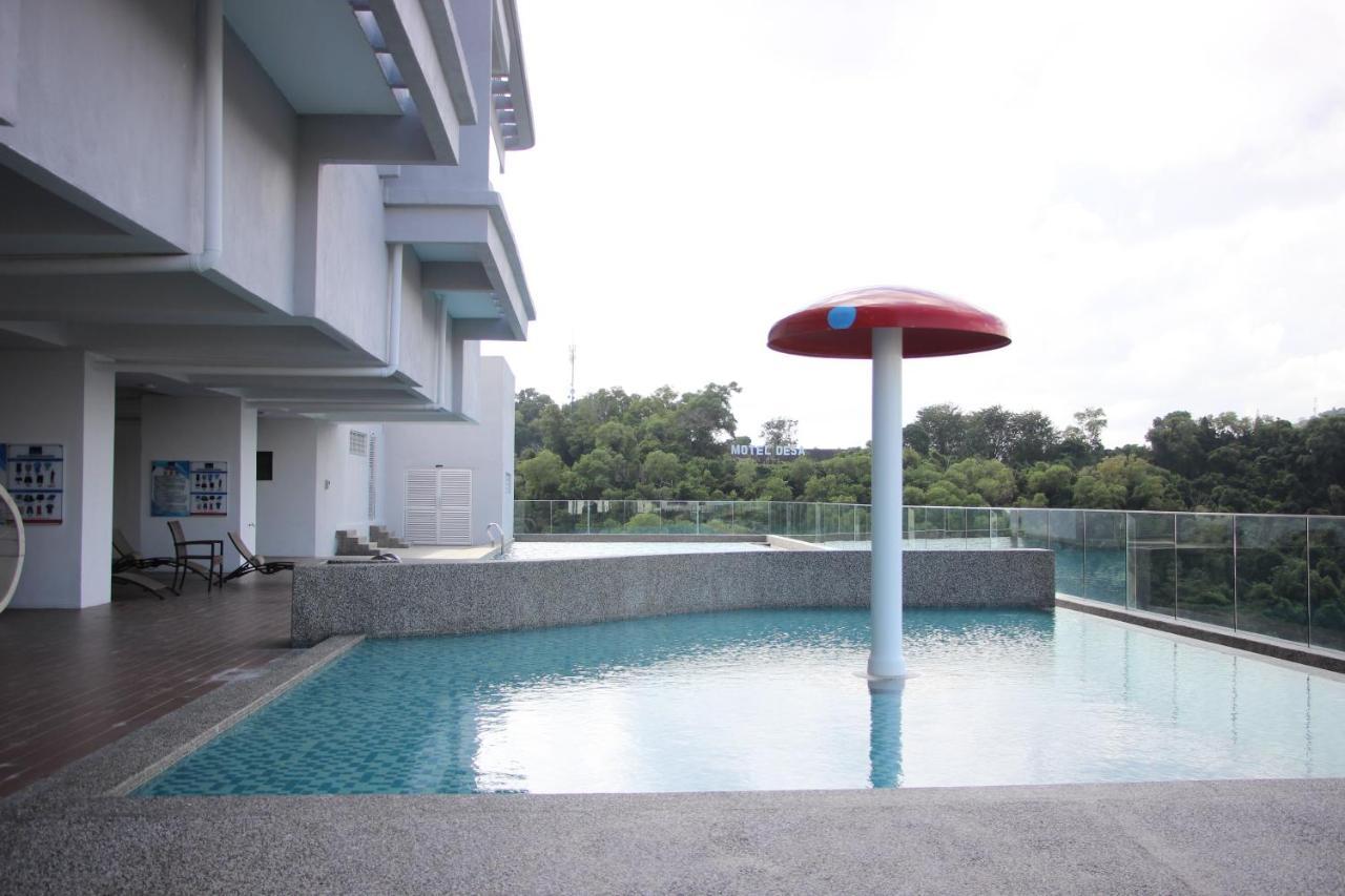 Sunny Seaview@Icon Residence Kuala Terengganu Exterior foto