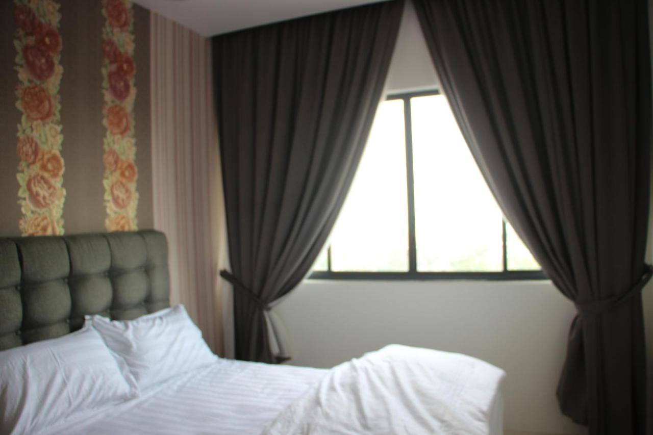 Sunny Seaview@Icon Residence Kuala Terengganu Exterior foto