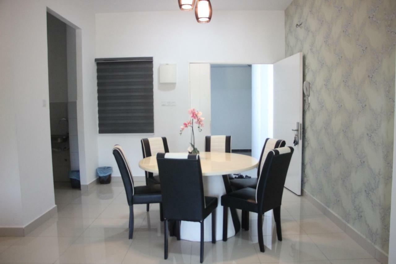 Sunny Seaview@Icon Residence Kuala Terengganu Exterior foto